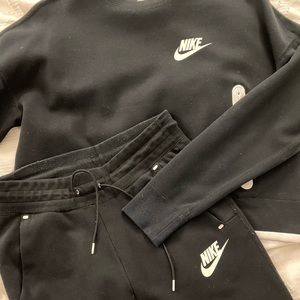 Nike Tracksuit